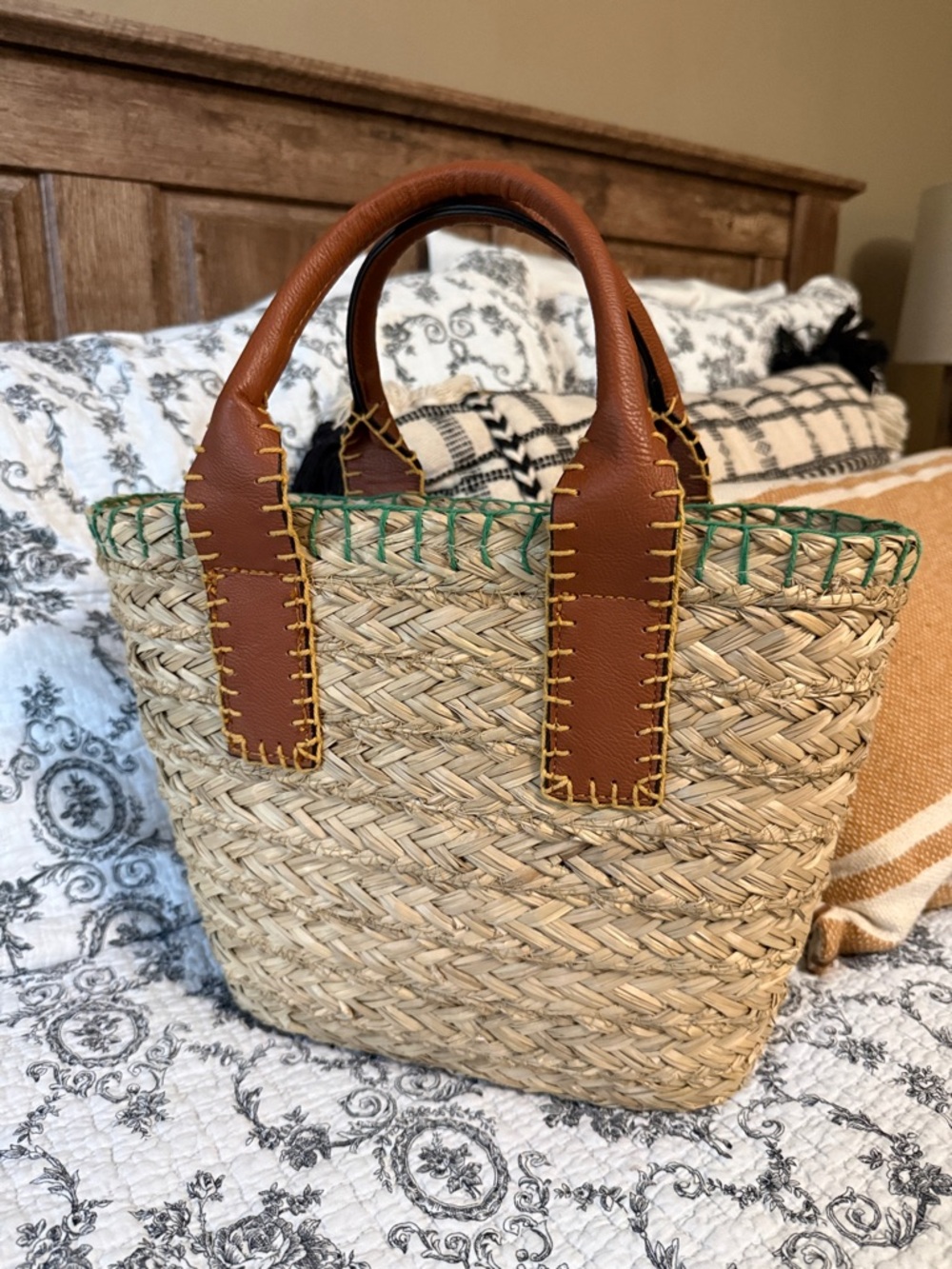 Universal Thread Natural Straw Tote with Brown Handles and Green Trim Like New ! - Picture 3 of 11